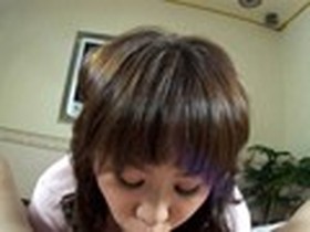 亜子 25才 Mカップ 133センチ　サンプル画像04